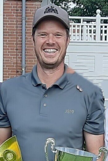 stevan-winnaar.jpg